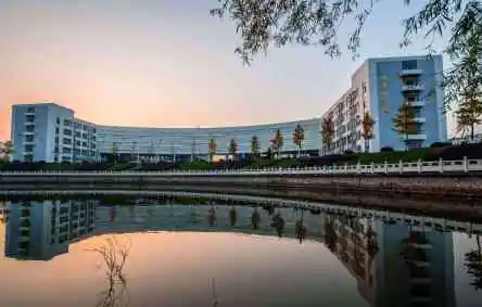 Huazhong University of Science and Technology — campus