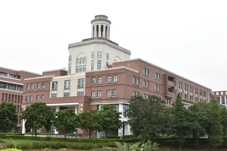 Sun Yat-sen University — campus