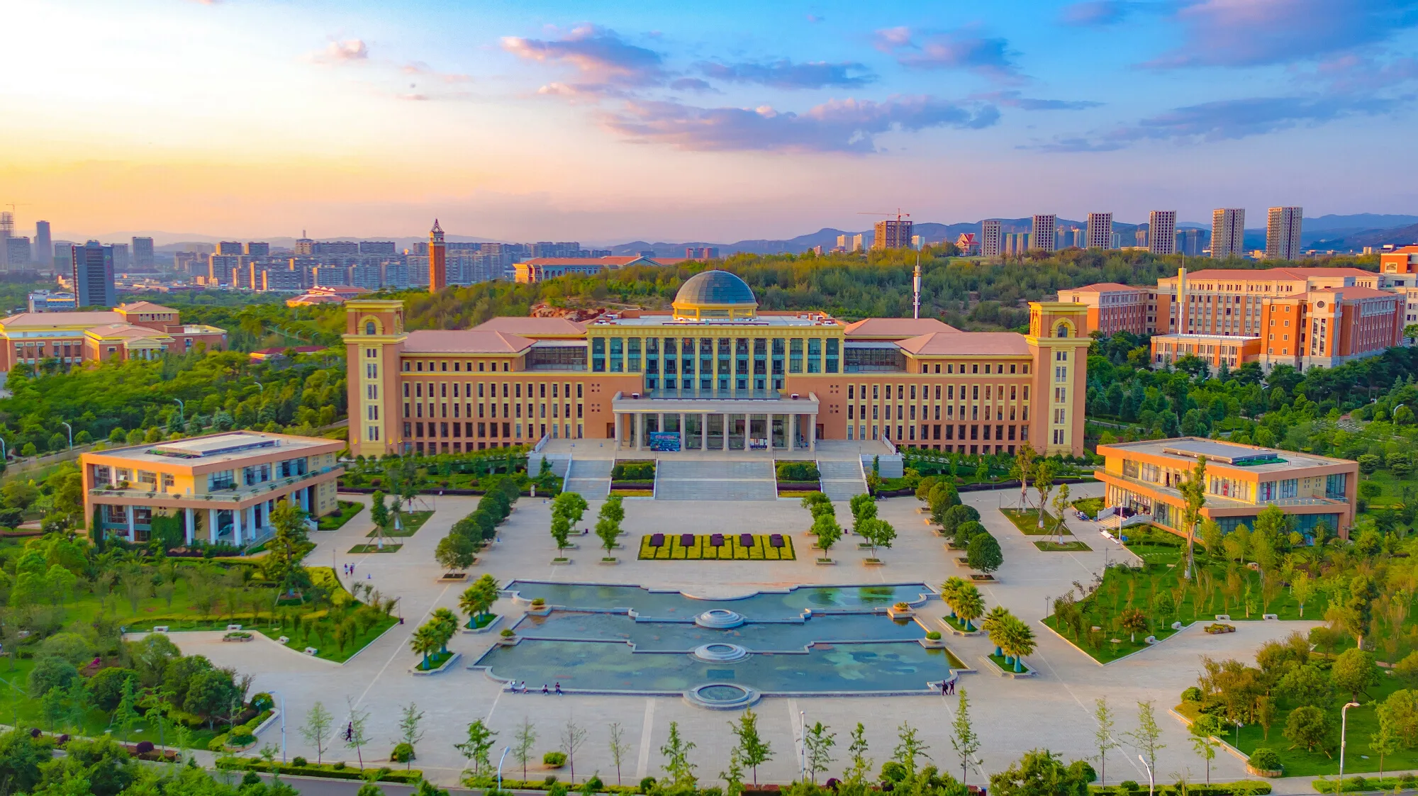 Yunnan University — campus