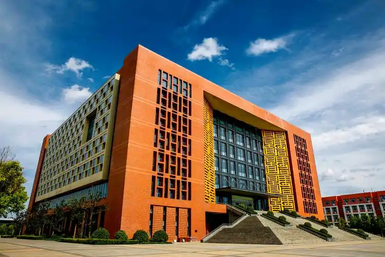 Zhengzhou University of Aeronautics campus